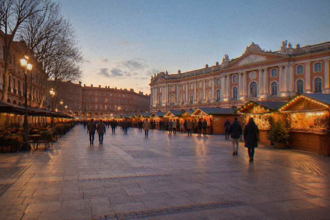 Market stalls on Place du Capitole in December